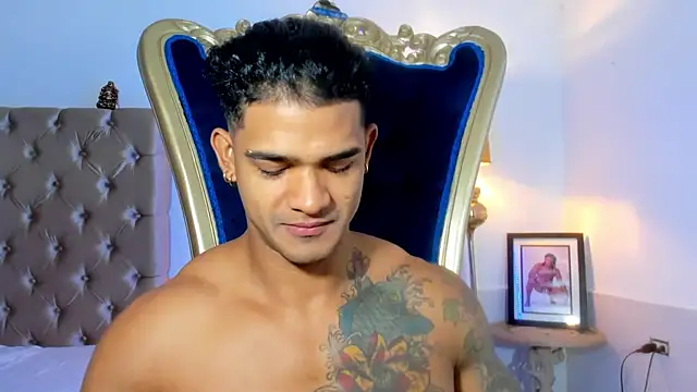 Snapshot of antonio__444 chatting on October 20, 12:16 pm antonio 444 online show from October 20, 12:16 pm