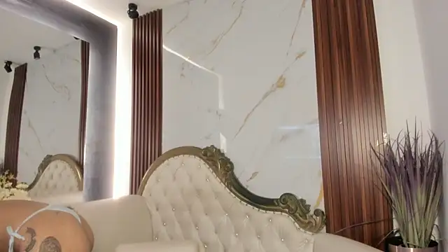 CoralieBronson online show from September 19, 8:09 pm