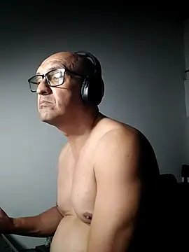 Snapshot of jorge406 chatting on October 7, 2:53 am jorge406 online show from October 7, 2:53 am