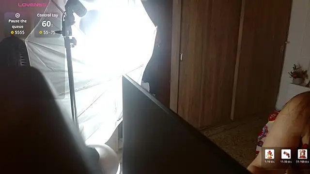 IvyShine7 online show from January 11, 7:30 pm