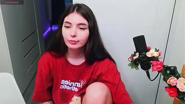 Snapshot of peachyness chatting on May 11, 6:16 pm peachyness online show from May 11, 6:16 pm