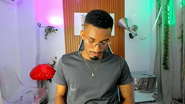 Darwin mayo online show from September 30, 5:40 pm