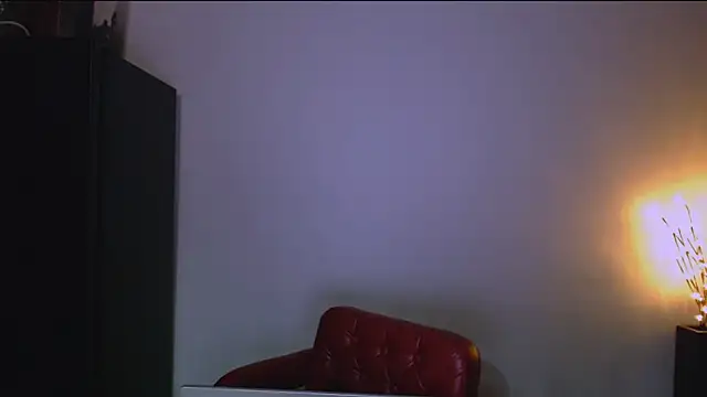 Snapshot of Lia_noo_regrets chatting on February 27, 4:07 pm Lia noo regrets online show from February 27, 4:07 pm