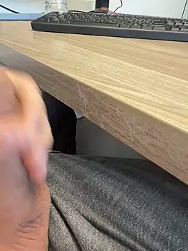 orgasmusspender69 online show from March 19, 1:04 pm