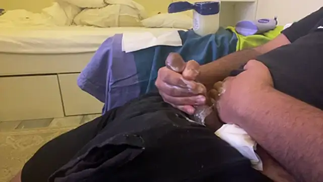 qnawafp online show from February 18, 11:11 pm