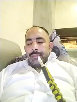 Snapshot of salimbasha chatting on October 16, 9:27 pm salimbasha online show from October 16, 9:27 pm