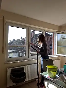 Snapshot of HotWifeLyn68 chatting on March 21, 10:20 am HotWifeLyn68 online show from March 21, 10:20 am