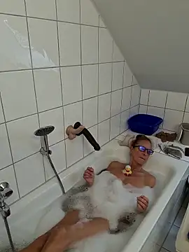 Snapshot of HotWifeLyn68 chatting on March 25, 12:00 pm HotWifeLyn68 online show from March 25, 12:00 pm