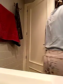 Flacidas online show from November 3, 8:04 am