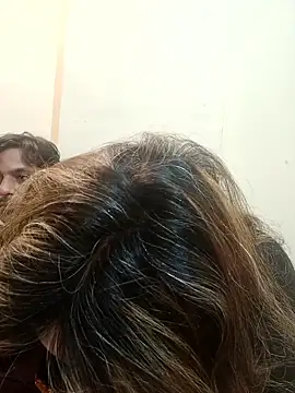 zoyarathore online show from April 4, 6:16 pm