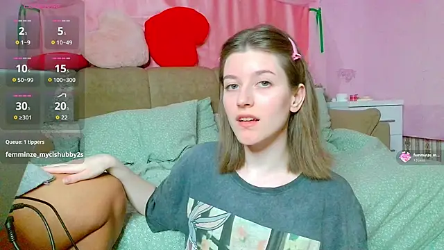 Snapshot of Marinaxmonroe chatting on May 7, 3:06 pm Marinaxmonroe online show from May 7, 3:06 pm