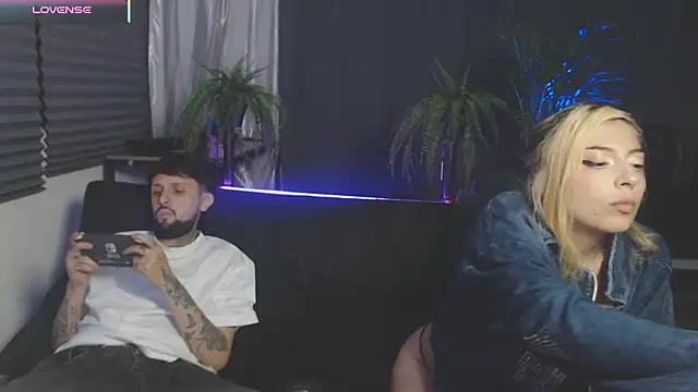 MiaBunnie online show from January 10, 2:46 am