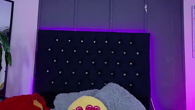 Snapshot of Billie_Eilish chatting on September 25, 7:39 pm Billie Eilish online show from September 25, 7:39 pm