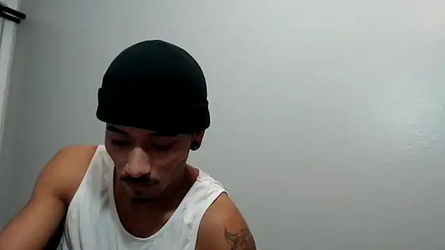 tanjir020 online show from December 18, 6:14 pm