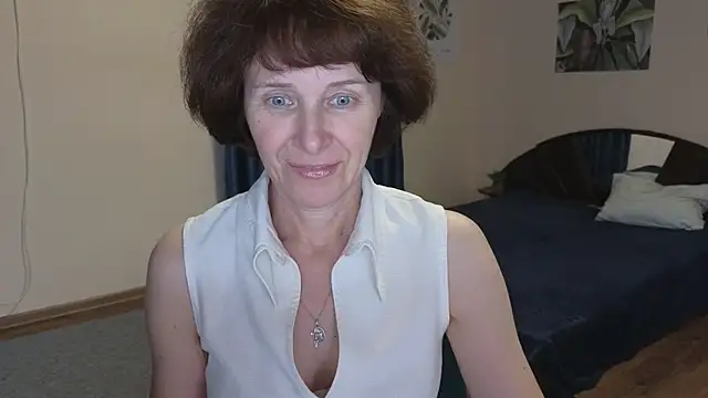 Lia Tito online show from November 10, 12:26 pm