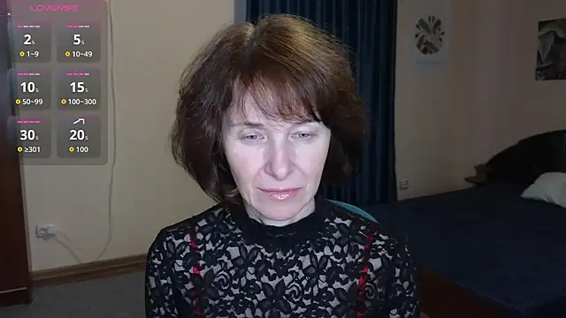 Lia Tito online show from December 17, 6:19 am