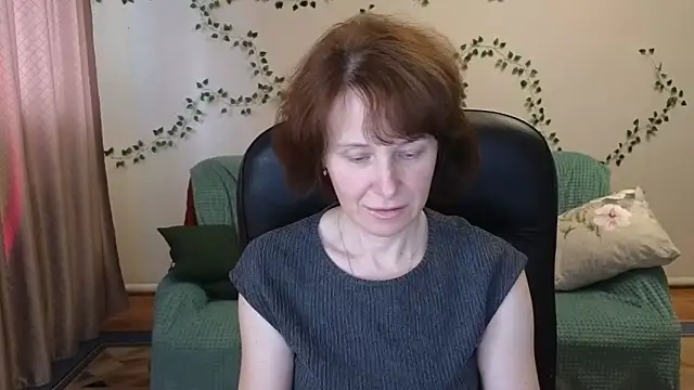 Lia Tito online show from April 13, 12:54 pm