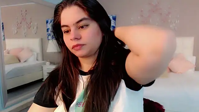 maddissonivanova online show from March 24, 7:08 pm