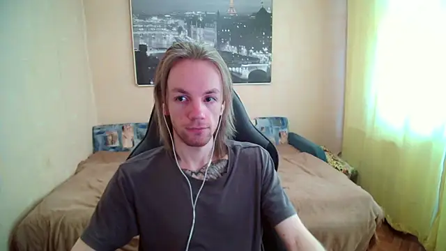 AdamDickens online show from September 12, 8:58 am