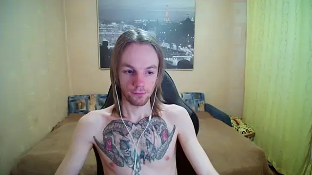 AdamDickens online show from October 18, 9:37 pm