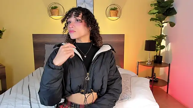 CamilleGrace online show from November 21, 1:10 pm