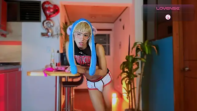 taichi bluy online show from December 19, 6:20 am