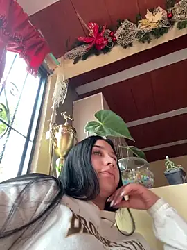 BELLAALEJA online show from December 15, 7:29 pm