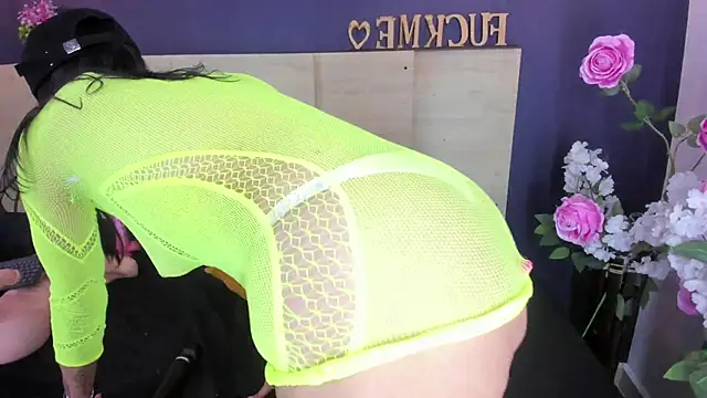 Amalia Bigass online show from December 23, 5:38 am