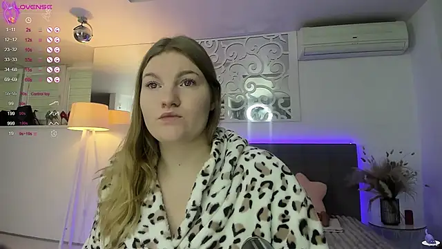 AshleyJoness online show from November 19, 6:02 am