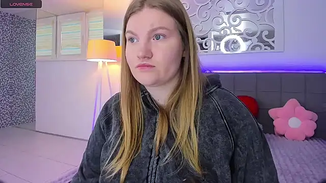 AshleyJoness online show from February 26, 6:12 am