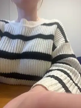 Snapshot of hazel_wood21 chatting on March 6, 12:56 pm hazel wood21 online show from March 6, 12:56 pm