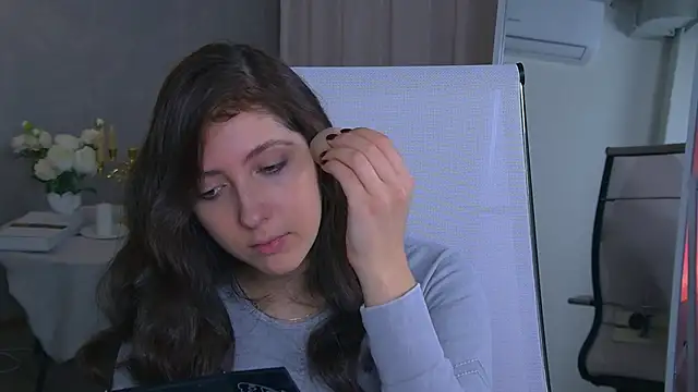 Mary Miiller online show from November 8, 6:13 am