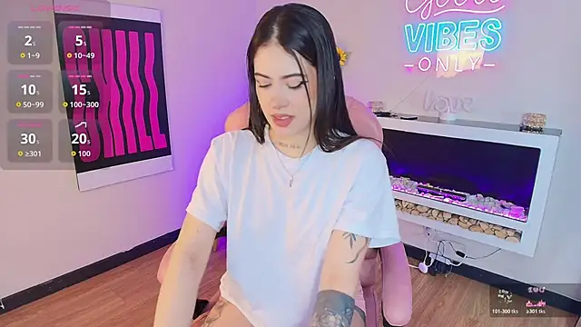 Alice Vixen online show from March 4, 12:33 pm