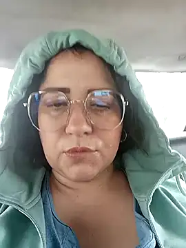 lindsay taylorjoy online show from October 16, 4:30 pm