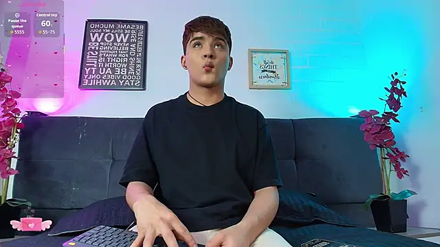 Lucass love online show from February 22, 3:18 am