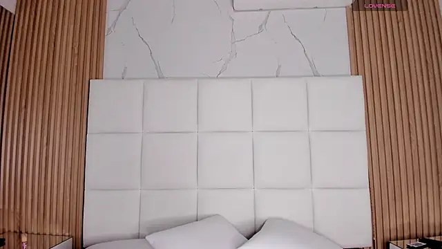 Meloddy Parkerr  online show from February 22, 3:51 am