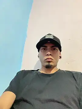 Ricardo2334 online show from February 25, 2:37 pm