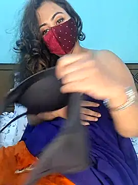 Snapshot of Bristy- chatting on December 19, 4:30 am Bristy- online show from December 19, 4:30 am