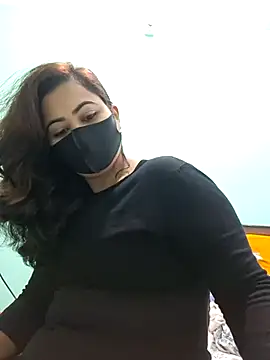 Snapshot of Bristy- chatting on January 7, 6:38 am Bristy- online show from January 7, 6:38 am