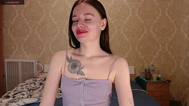 Kitkaat00 online show from September 26, 11:58 am