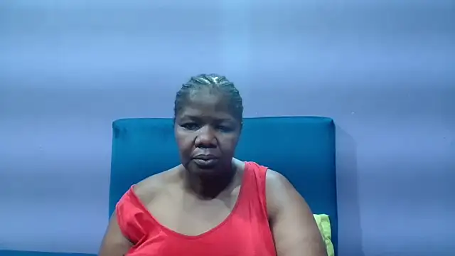 Snapshot of NaughtyChubbyZoe chatting on October 9, 5:16 am NaughtyChubbyZoe online show from October 9, 5:16 am