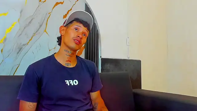 Asthondream  online show from November 30, 2:32 pm