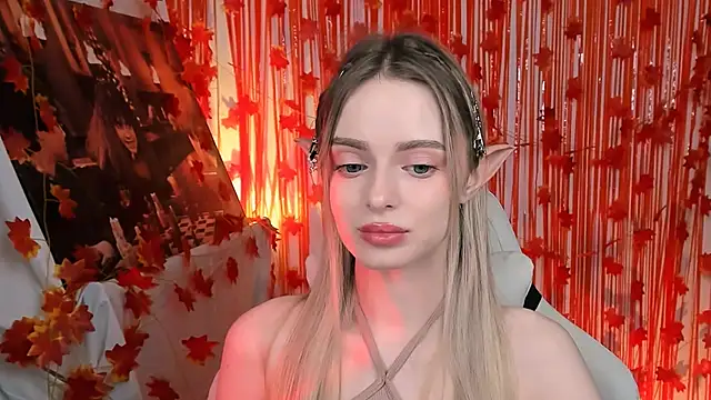 JuliaBrewwer online show from October 27, 11:58 am