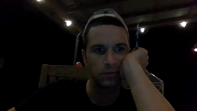 Snapshot of dik4cache chatting on February 19, 4:52 am dik4cache online show from February 19, 4:52 am