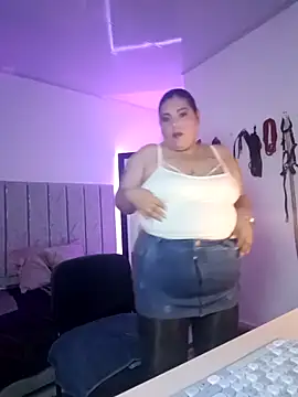 AndreaKinky online show from September 27, 3:00 am