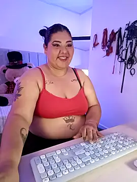 AndreaKinky online show from November 24, 8:14 am