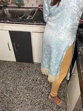 SEXY-SIMI-BHABI online show from February 18, 7:48 am