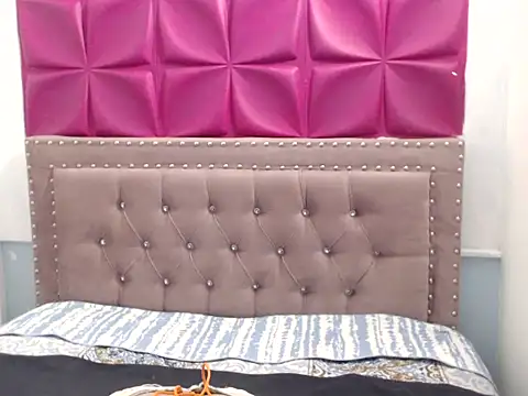 LyaCooper online show from September 11, 2:39 pm