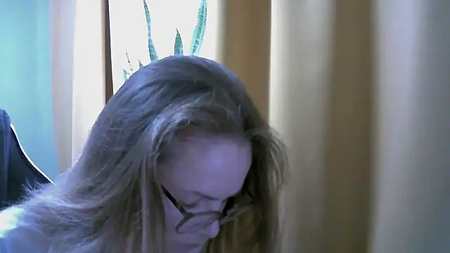 SEA Dream online show from September 18, 4:47 am