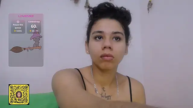 Snapshot of Nocturnawitch chatting on October 30, 3:02 pm Nocturnawitch online show from October 30, 3:02 pm